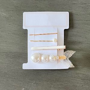 White Mermaid Tail Glitter & Pearl + Metal Enamel Alligator Clip 2 Bobby Pin Set